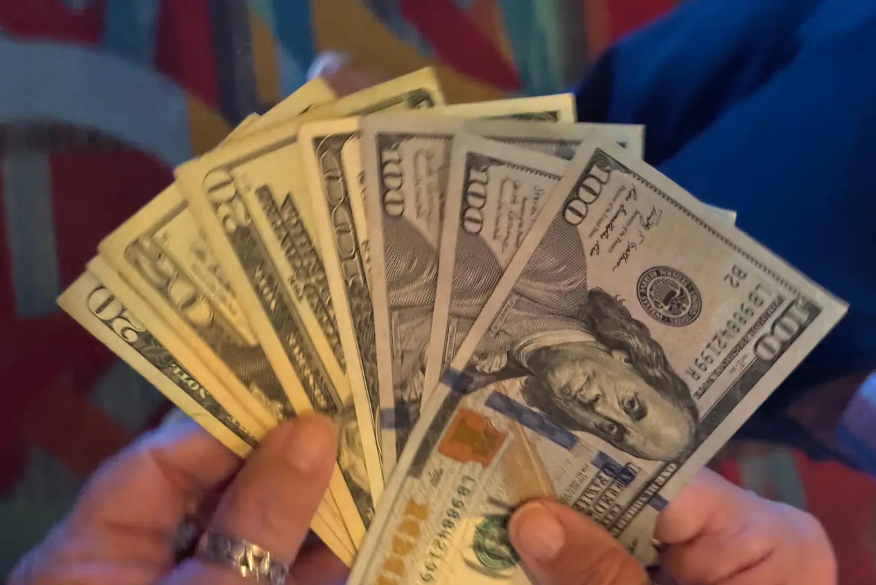 Money-Saving Habits That Are Trending for All the Right Reasons